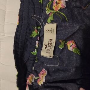 Hollister Floral Top